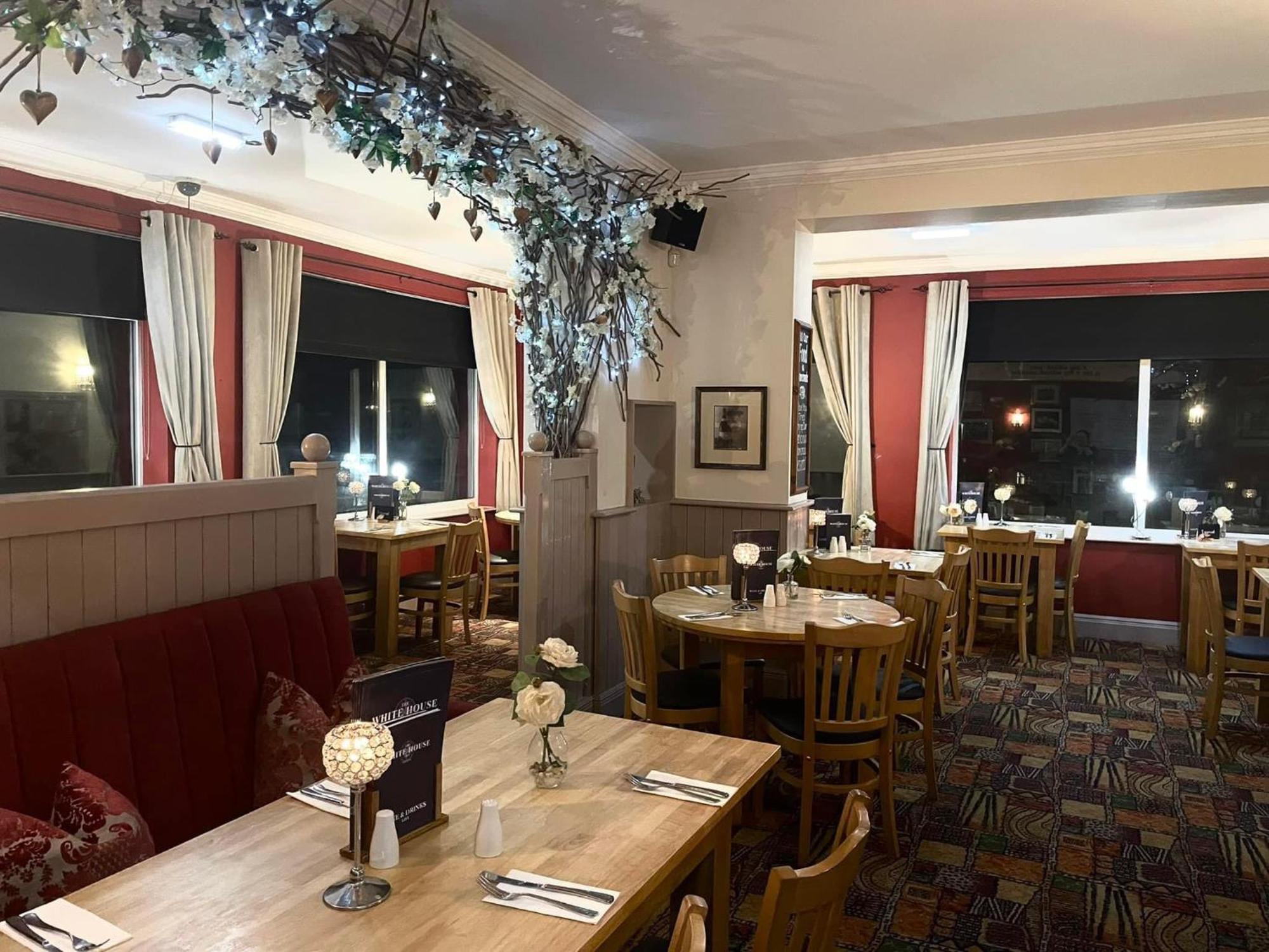 The White House Inn - Whitby Zewnętrze zdjęcie