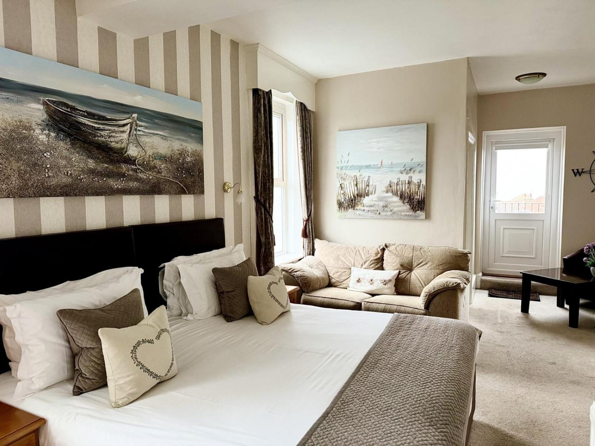 The White House Inn - Whitby Zewnętrze zdjęcie