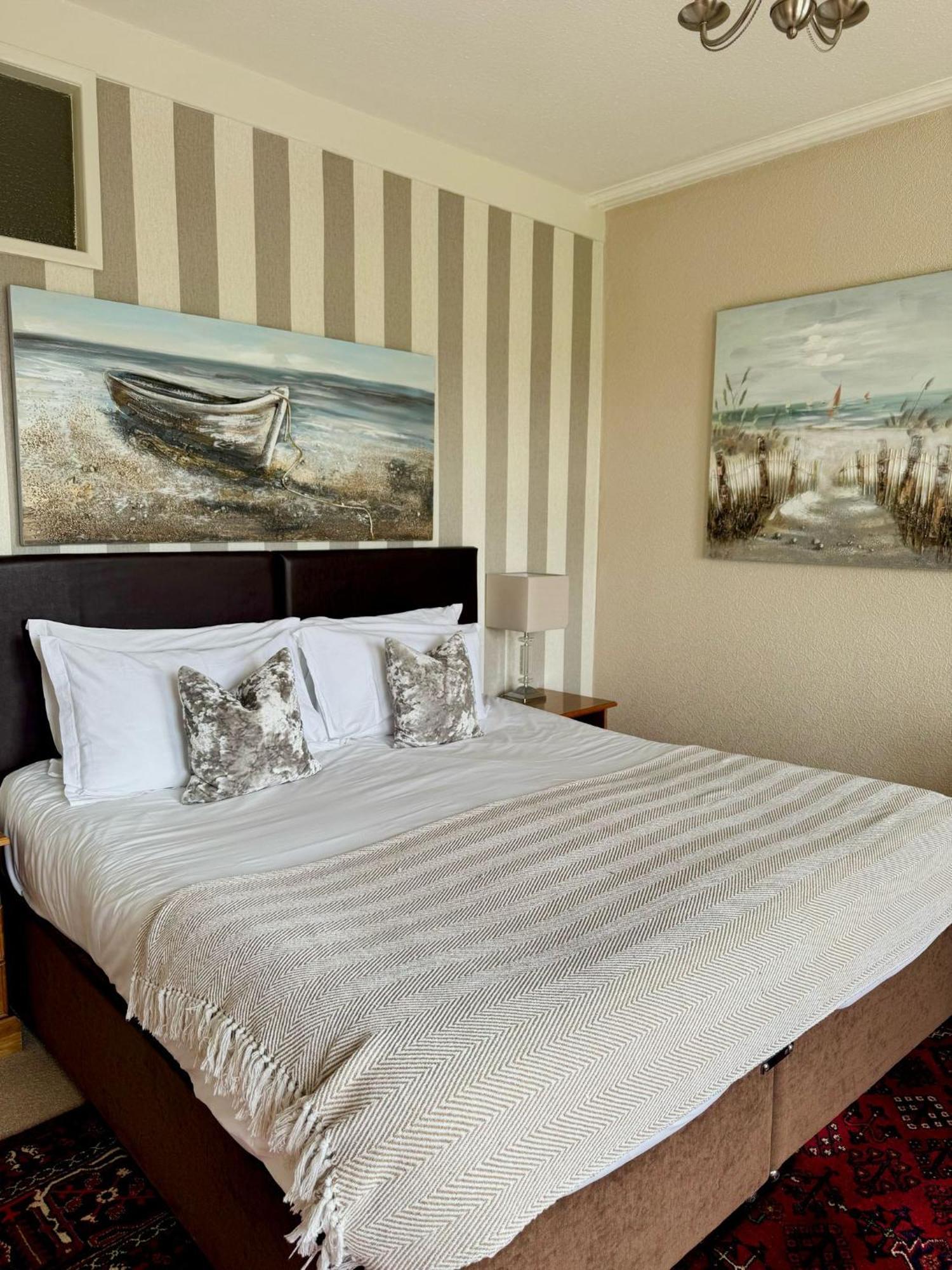 The White House Inn - Whitby Zewnętrze zdjęcie