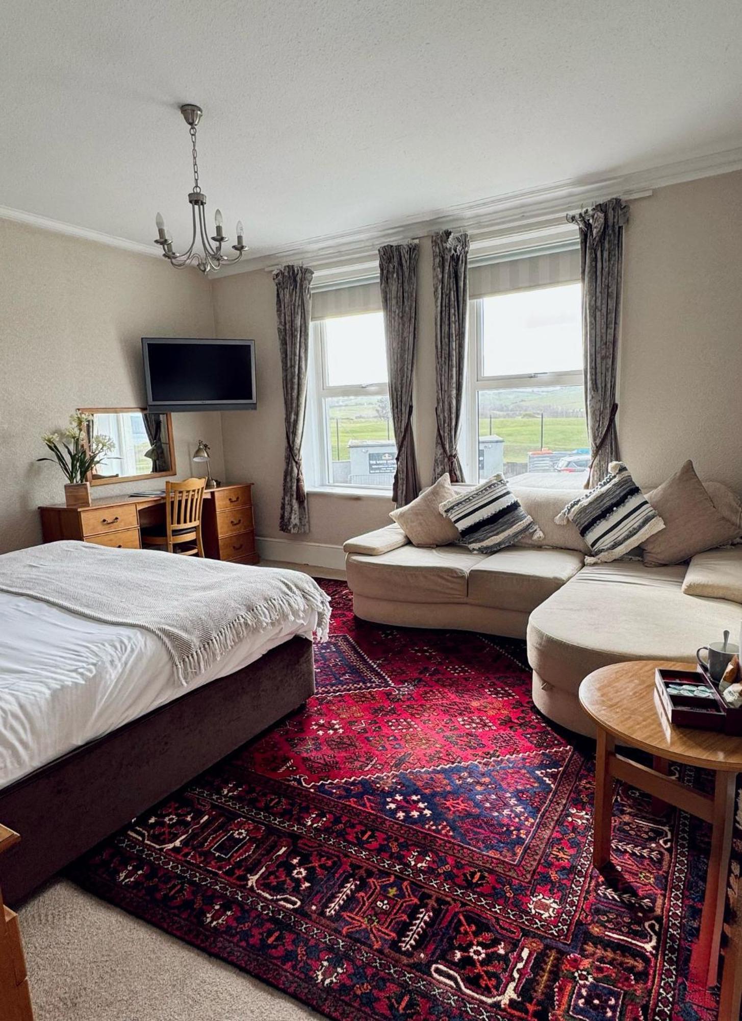 The White House Inn - Whitby Zewnętrze zdjęcie