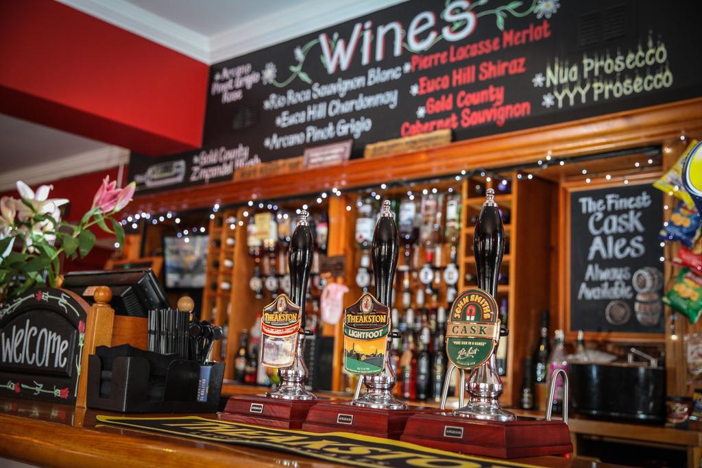 The White House Inn - Whitby Zewnętrze zdjęcie
